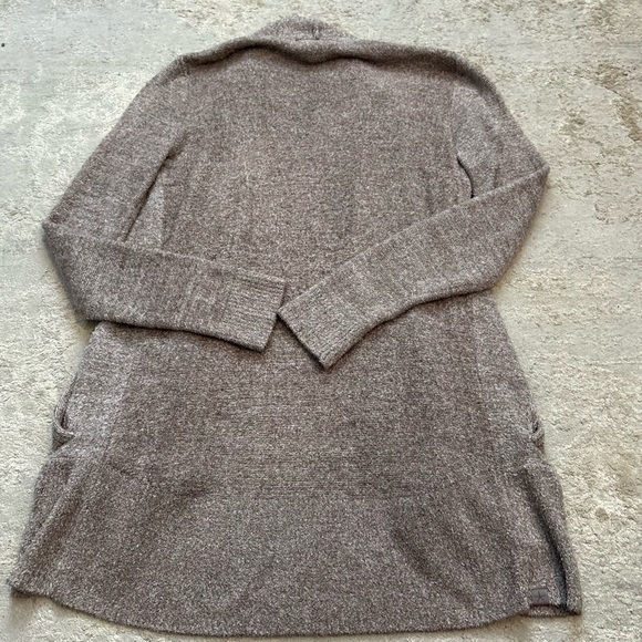 Barefoot Dreams CozyChic Lite Circle Cardi in Sable Brown Size Medium - Picture 13 of 13